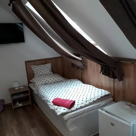 Cseppko Panzio فندق مبيت وإفطار