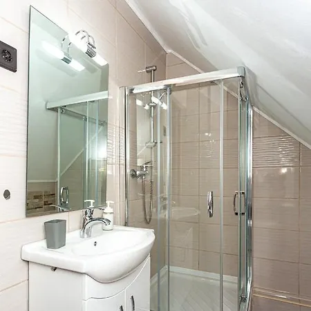 Cseppko Panzio Bed & Breakfast