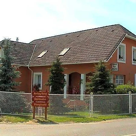 Bed & Breakfast Cseppko Panzio 3*