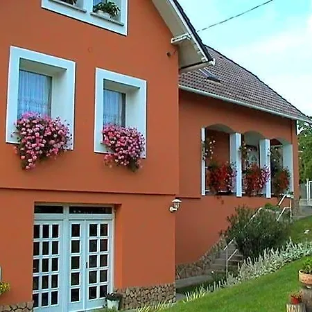 Cseppko Panzio 3*