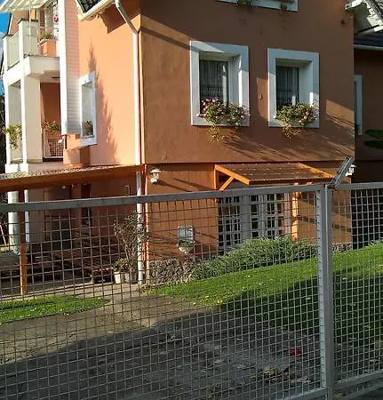 فندق مبيت وإفطار Cseppko Panzio